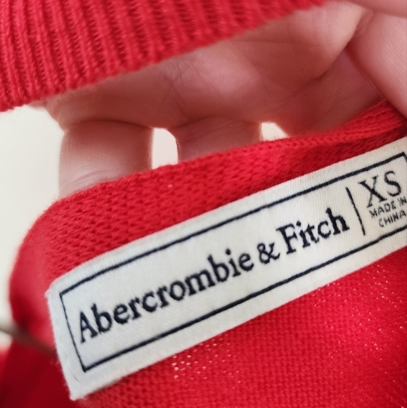 Abercrombie & Fitch Cross Back Sweater XS NWT - Picture 5 of 7
